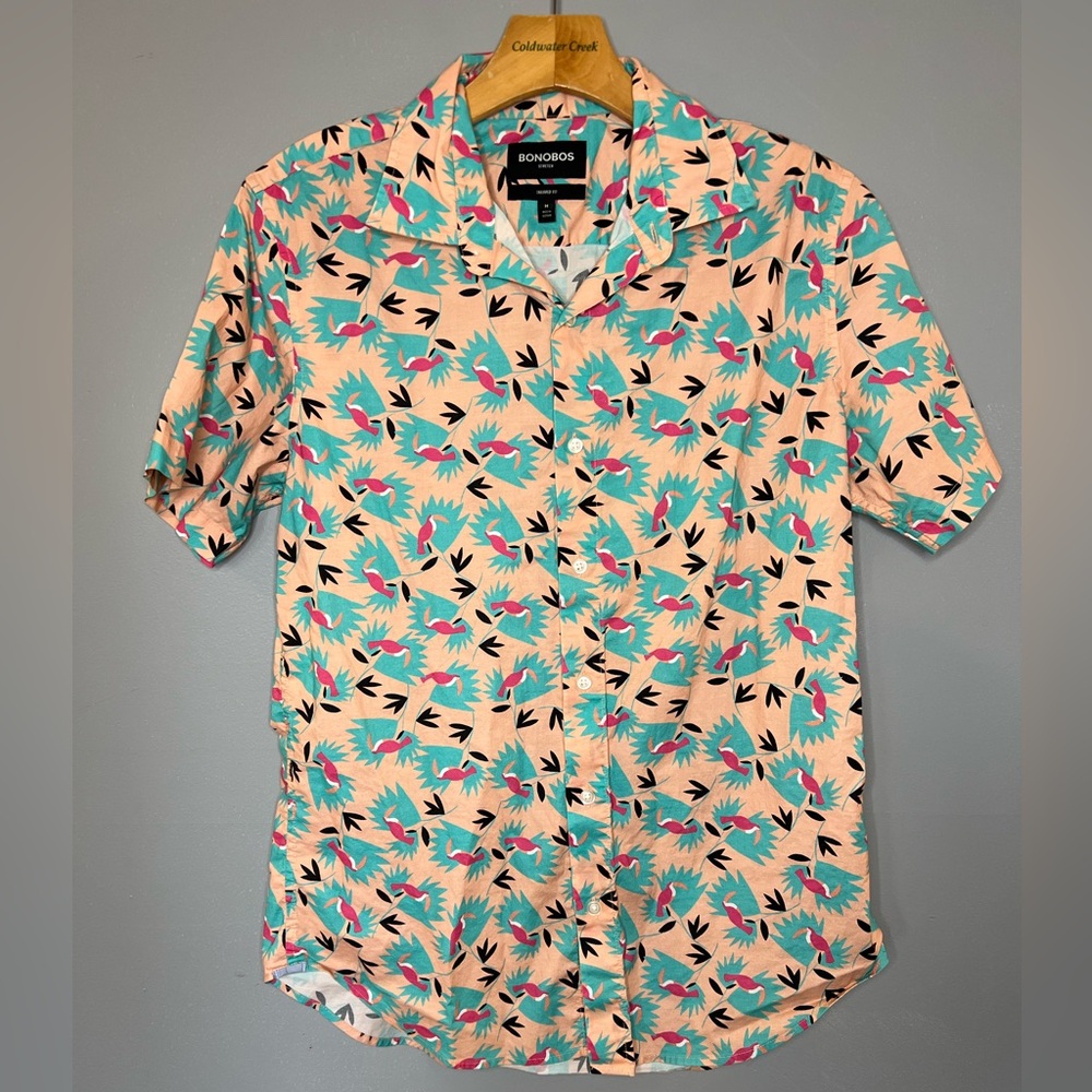 Bonobos Riviera shirt featuring a flamingo print
- Peach and Aqua